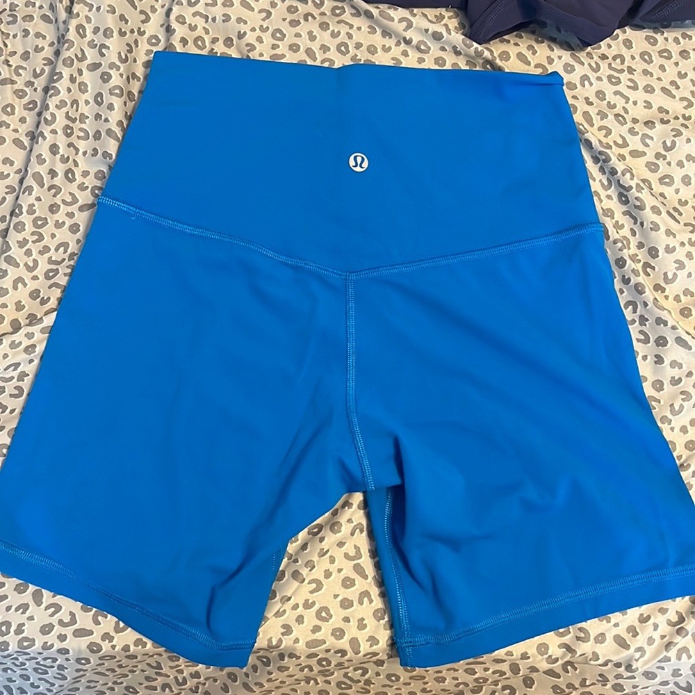 COPY - Lululemon 4inch biker shorts